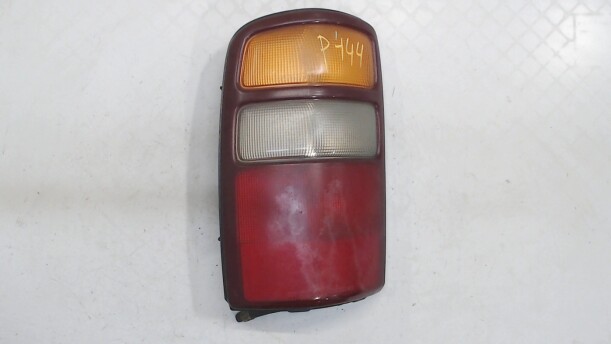 Фонарь задний для Chevrolet Tahoe GMT400 1995 - 1999
