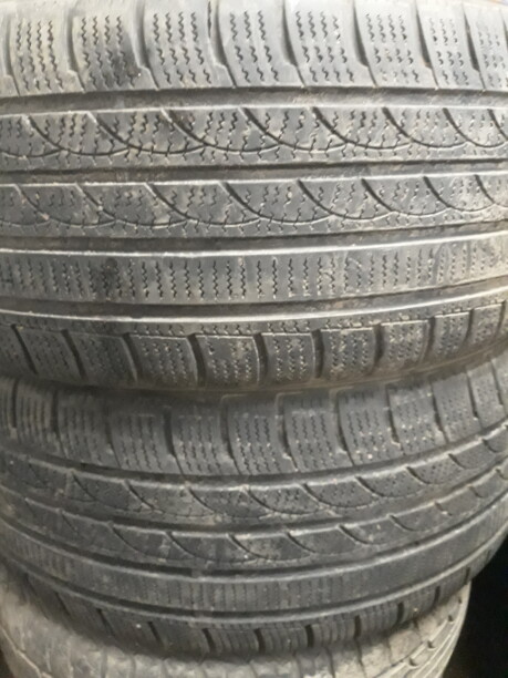 Легковые шины Tristar Снов 235/45 R17 2 шт.