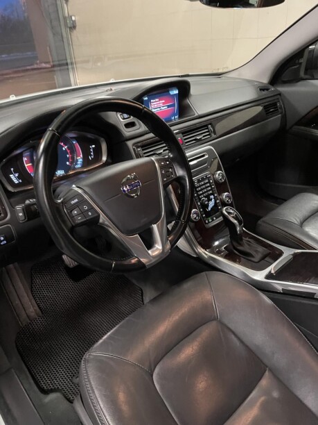 Volvo XC70 III · Рестайлинг, 2016 г.