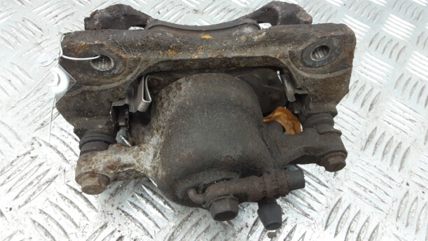 Суппорт для Toyota Auris I (E150) 2006-2010