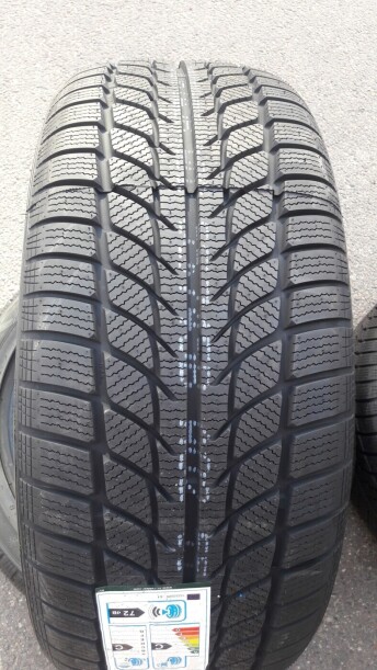 Легковые шины Goodride SW608 215/60 R16 4 шт.