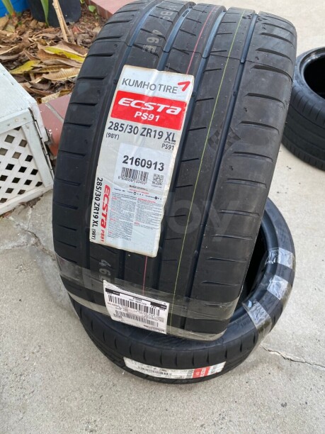 Легковые шины Kumho Ecsta PS91 245/45 R18 4 шт.