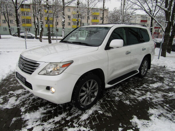 Lexus LX III, 7 мест, 2010 г.
