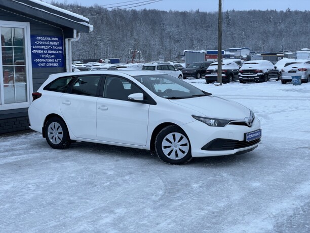 Toyota Auris II (E180) · Рестайлинг, 2017 г.