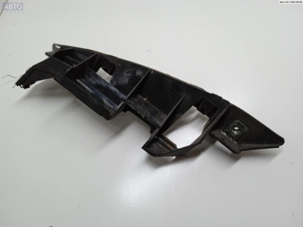 Кронштейн крепления переднего бампера для Peugeot 307 I 2001-2005