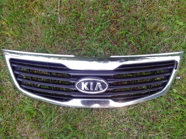 Решетка радиатора для Kia Sportage III 2010 - 2014
