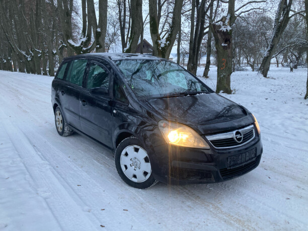 Opel Zafira B, 7 мест, 2006 г.