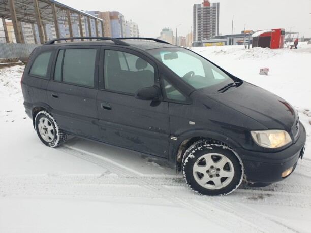 Opel Zafira A, 7 мест, 2002 г.