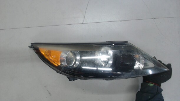 Фара передняя для Kia Sportage III 2010 - 2014
