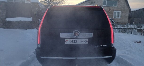 Cadillac Escalade III, 7 мест, 2008 г.