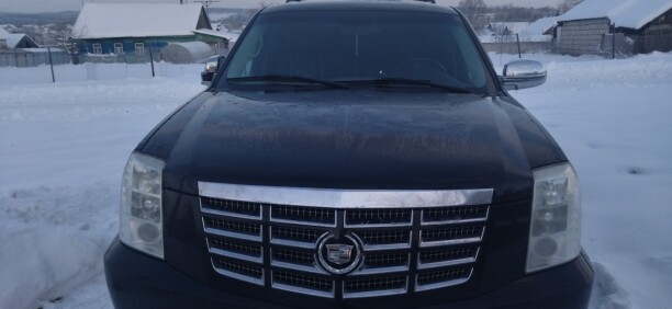 Cadillac Escalade III, 7 мест, 2008 г.