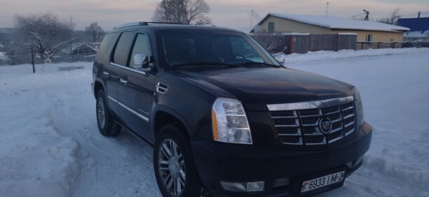Cadillac Escalade III, 7 мест, 2008 г.