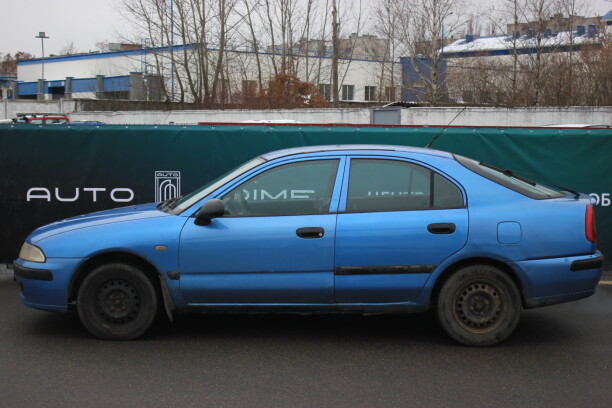 Mitsubishi Carisma I · Рестайлинг, 2000 г.