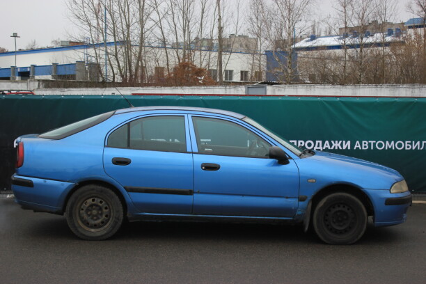 Mitsubishi Carisma I · Рестайлинг, 2000 г.