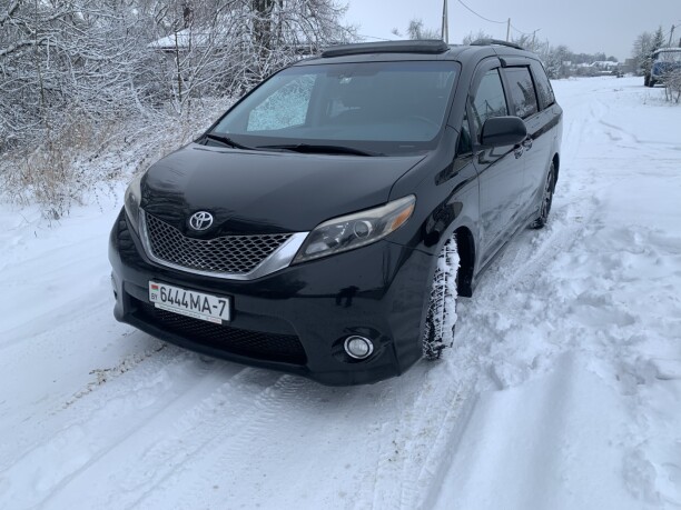 Toyota Sienna III (XL30) · Рестайлинг, 7 мест, 2014 г.
