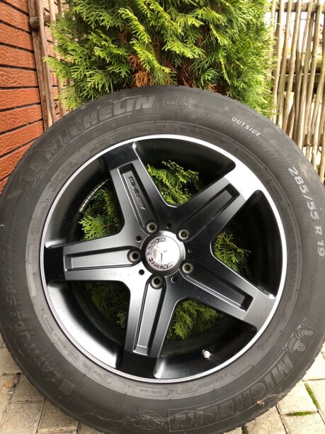 Mersedes 9.5x19 5x100 4 шт.