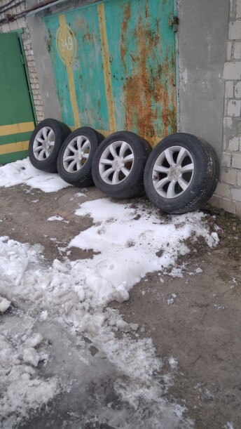 Легковые шины Dunlop Инфинити 265/55 R18 4 шт.