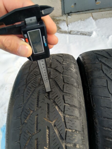 Легковые шины Tigar 215/50 R17 2 шт.