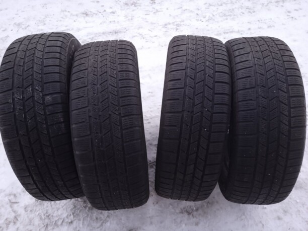 Легковые шины Continental 235/60 R17 4 шт.