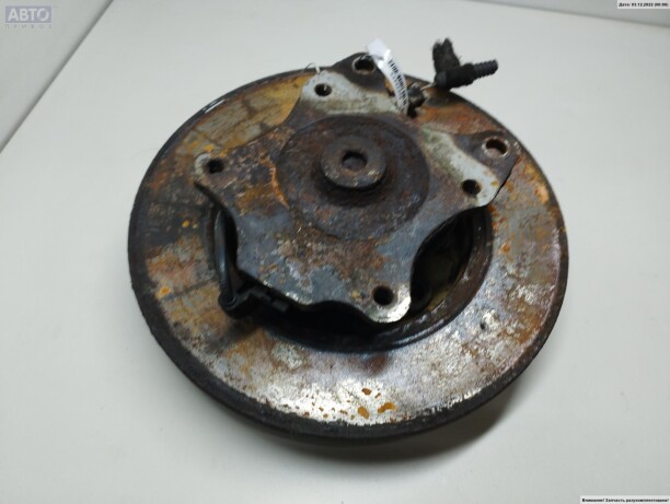 Кулак поворотный для Peugeot 307 I 2001 - 2005
