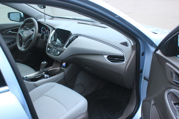 Chevrolet Malibu IX, 2017 г.