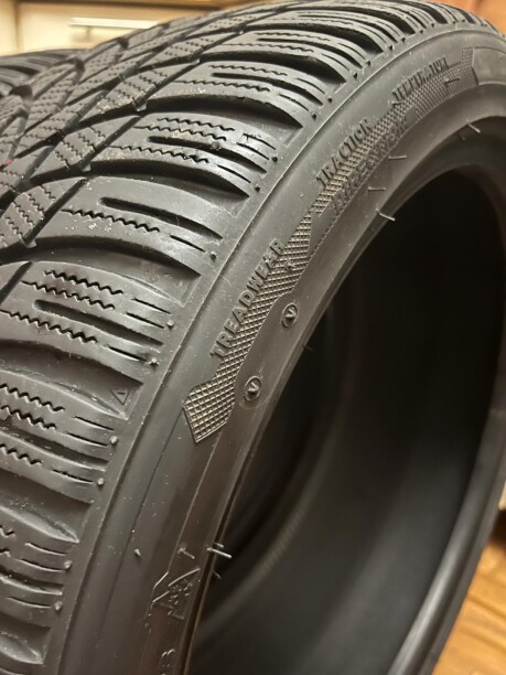 Легковые шины Lassa Snoways 4 235/40 R18 4 шт.