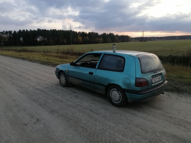 Nissan Sunny N14, 1993 г.
