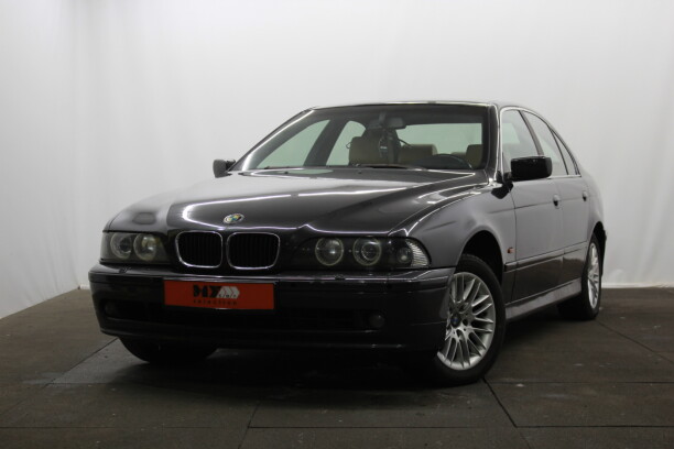 BMW 5 серия E39, 2001 г.