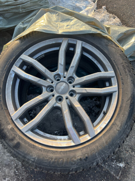 Mercedes Мерседес 8.5x20 5x112 4 шт.