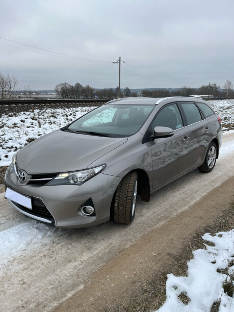 Toyota Auris II (E180), 2015 г.