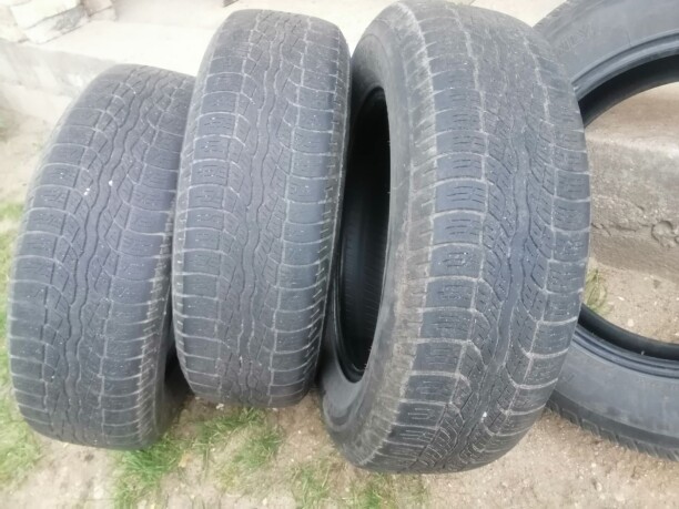Легковые шины Bridgestone 215/65 R16 4 шт.