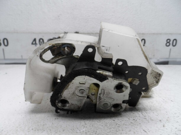 Замок правой передней двери для Mazda CX-7 I · Рестайлинг 2009-2012