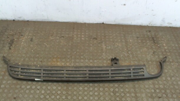 Губа переднего бампера для Opel Vectra C 2002 - 2005