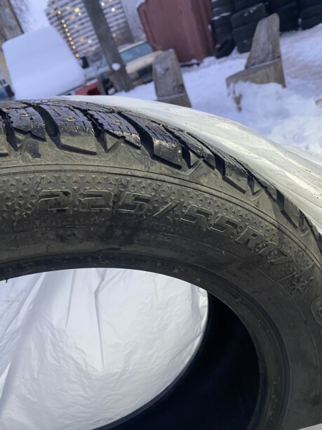 Легковые шины GoodYear Ultra Ice grip 600 225/55 R17 1 шт.