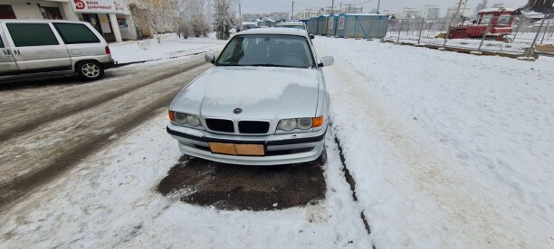 BMW 7 серия E38, 2001 г.