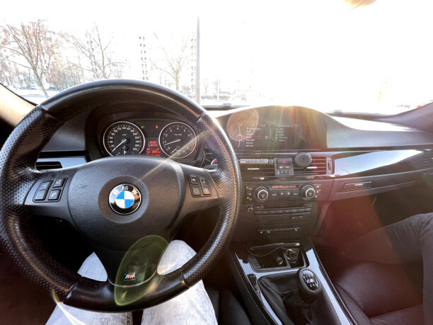 BMW 3 серия E90, E91, E92, E93 · Рестайлинг, 2009 г.