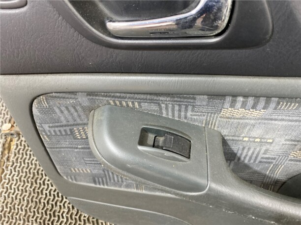 Дверь боковая для Honda Accord VI 1998-2000