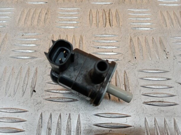 Клапан электромагнитный для Toyota Land Cruiser J200 2007-2012
