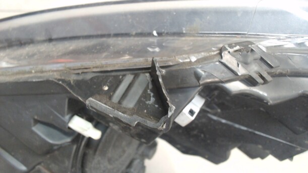 Фара передняя для Renault Scenic III 2009-2012