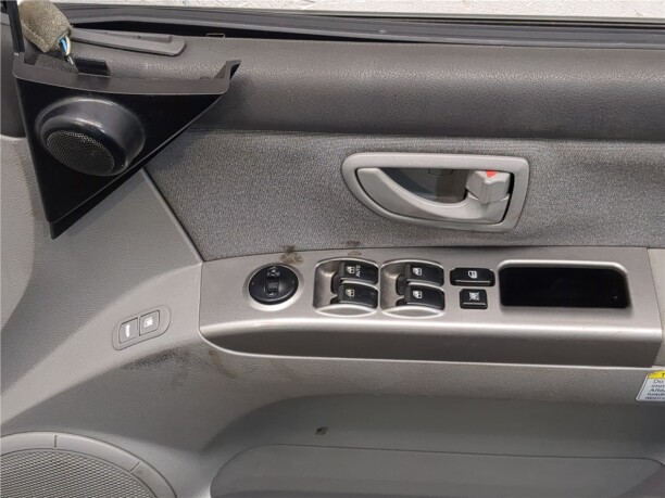 Дверь боковая для Kia Sorento I 2002-2006