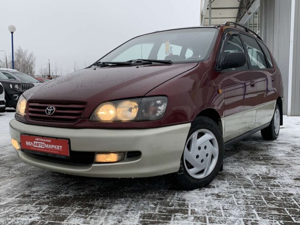 Toyota Picnic I, 1997 г.