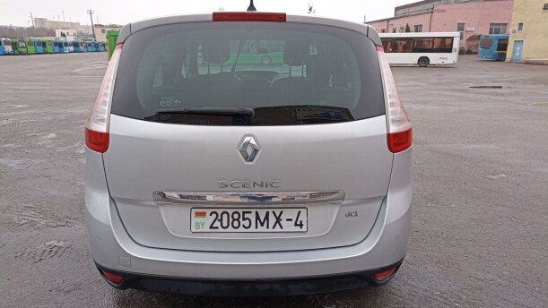 Renault Grand Scenic III · 2-й рестайлинг, 7 мест, 2016 г.