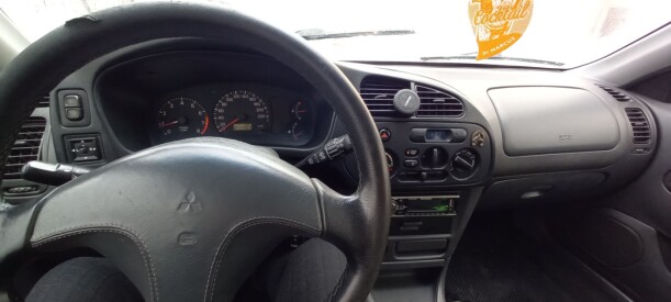 Mitsubishi Colt V, 1999 г.