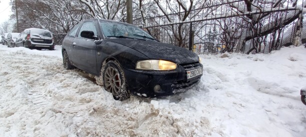 Mitsubishi Colt V, 1999 г.