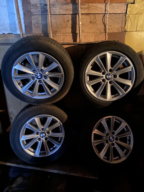 Легковые шины Michelin 225/55 R17 4 шт.