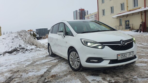 Opel Zafira C · Рестайлинг, 2017 г.