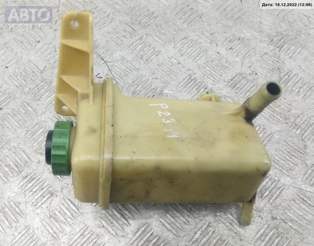 Крышка бачка гидроусилителя для Audi 80 B4 1991-1996