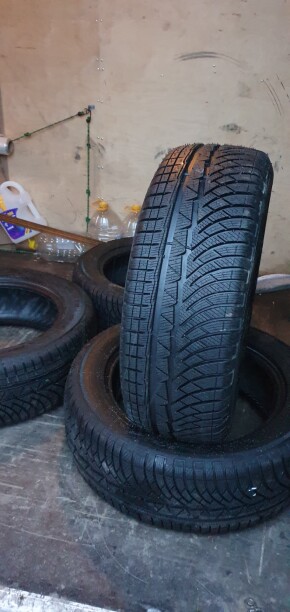 Легковые шины Michelin 235/55/18 Michelin Alpin PA4 235/55 R18 4 шт.