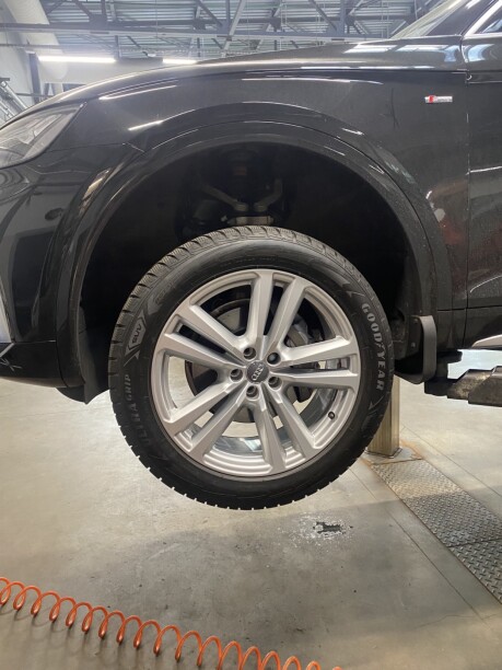 AUDI ORIGINAL 9x20 5x112 4 шт.