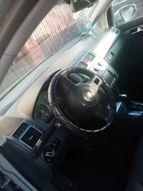 Volkswagen Touran I · 2-й рестайлинг, 7 мест, 2012 г.